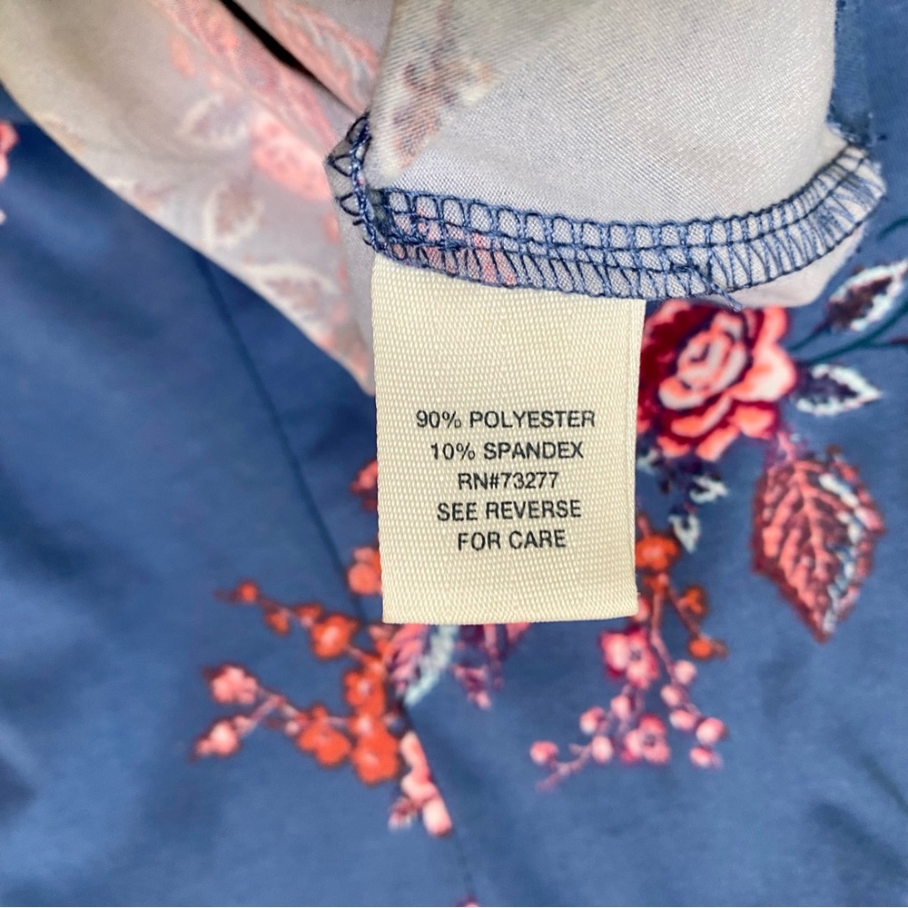 Short Fit & Flare Floral Dress XS - Picture 6 of 6